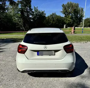 Mercedes-Benz A 180 d AUTOMATIK,Kamera,SZH,PDC,Carbon Bild 5
