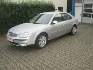 Ford Mondeo Ghia  TÜV Neu
