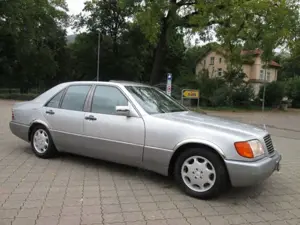 Mercedes-Benz S 300 SE+AUTOMATIK+AHK+FÄHRT GUT+TÜV NEU Bild 2