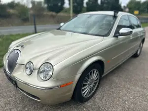 Jaguar S-Type 2.7 D V6 Executive*NAVI*SHZ*ELEKTR. SITZE*