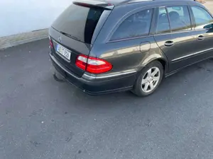 Mercedes-Benz E 200 E 200 T Kompressor Automatik Avantgarde Bild 2