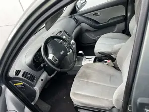 Hyundai ELANTRA 2.0i Automatik GLS Bild 5