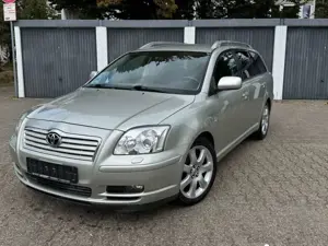 Toyota Avensis Avensis 2.0 VVT-i Combi Automatik Executive