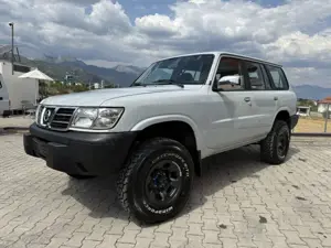 Nissan Patrol Y61 4.2 Diesel Safari