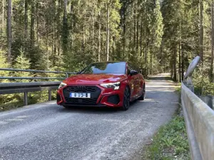 Audi S3 TFSI Limousine quattro S tronic edition one