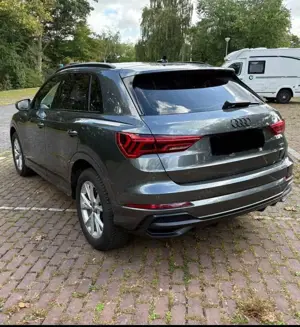 Audi Q3 40 TFSI quattro S tronic line Bild 3
