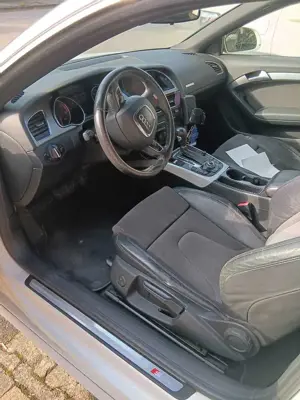 Audi A5 A5 3.0 TDI DPF quattro tiptronic