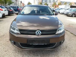 Volkswagen Jetta Life BMT *TOP ZUSTAND 19" FELGEN SCHECKHEFT
