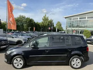 Volkswagen Touran 1.4 TSI HIGHLINE/DSG/PANO/STANDHEIZUNG Bild 3