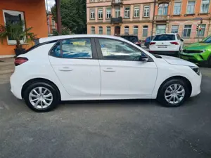 Opel Corsa F 1.2 Edition mit KLIMA/DAB/SHZ/PDC Bild 4