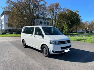 Volkswagen T5 Multivan Multivan 2.0TDI Startline!Aut.!Navi!AHK! Bild 1