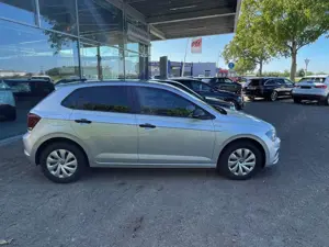 Volkswagen Polo 1.0 Trendline Bild 3