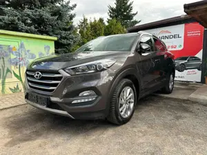 Hyundai TUCSON blue Intro Edition 2WD/