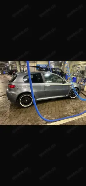 Alfa Romeo 147 2.0 Twin Spark Distinctive Bild 4