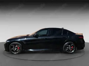 Alfa Romeo Giulia GIULIA QUADRIFOGLIO U-FREI CARBON KD NEU Bild 4