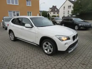 BMW X1 18 i sDrive*Sehr gepflegt*