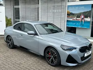 BMW 230 Bild 1