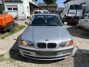 BMW 320 320i