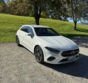 Mercedes-Benz A 180 A 180 (177.084)