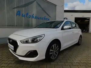 Hyundai i30 CW Trend Automatik/Navi/M+S/Kamera/