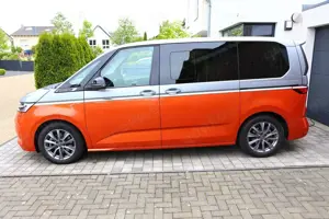 Volkswagen T7 Multivan KÜ PHEV eHybrid DCC, Pano, 360, 7 Stz, Matrix LED