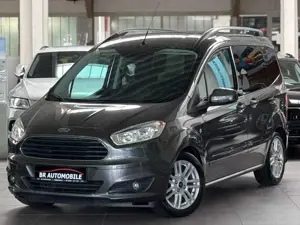 Ford Tourneo Courier Titanium*1.Hand*Navi*SHZ*2xSchiebetür*AHK*