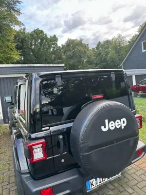 Jeep Wrangler Unlimited 2.2 CRDi Hardtop AWD Automatik Sahara Bild 4
