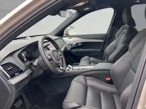 Volvo XC90 T8 AWD Recharge Plus Bright 7-Sitzer AHK Bild 3