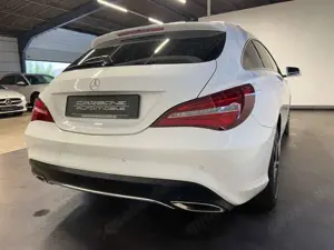Mercedes-Benz CLA 220 **Panorama+LED** Bild 3