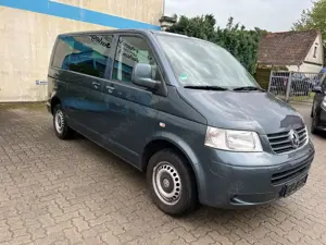 Volkswagen T5 Multivan California Beach BettCampingstühle