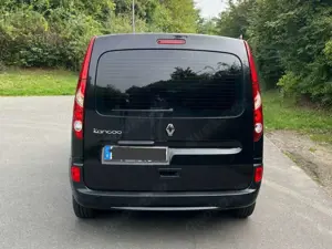 Renault Kangoo Kangoo  5-Türer 1.6 16V 105 Happy Family Bild 4