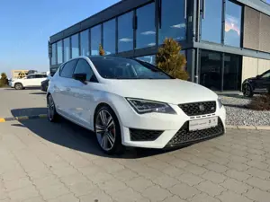 SEAT Leon Cupra 290 2.0TSI 6-Gang+Navi +Tempomat Bild 2