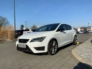 SEAT Leon Cupra 290 2.0TSI 6-Gang+Navi +Tempomat Bild 4