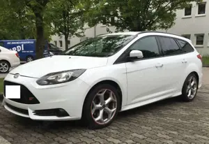 Ford Focus Focus Turnier Turnier 2.0 EcoBoost ST mit Leder-Ex