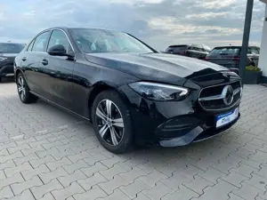 Mercedes-Benz C 300 Lim. C 300 e|LASER|NAVI/R-KAM