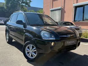 Hyundai TUCSON 2.0 GLS / 2.Hand / Klimaaut. / AHK