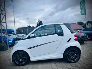 smart forTwo fortwo cabrio Brabus Xclusive*LEDER*DAB* Bild 3