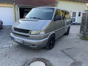 Volkswagen T4 Multivan T4 CARAVELLE VR6 Automatik auf 18 Zoll Alu +Kamera