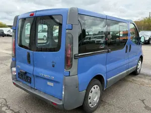Opel Vivaro Kombi L1H1 2,7t Bild 5