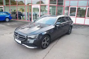 Mercedes-Benz E 220 d T-Modell Avantgarde + Interieur, AHK
