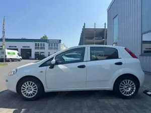 Fiat Punto MYSTYLE Klima Navi Euro-6 1.Hand Tüv 05.26