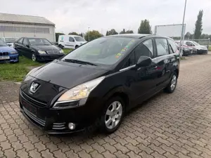 Peugeot 5008 Active 7 SITZER  PANORAMA GLASDACH
