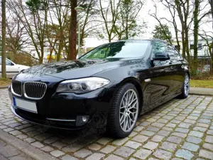 BMW 530 BMW 530d, Bj. 2011, Automatik, Schiebedach, viele Neuteile, TÜV bis Juni 2027 Bild 4