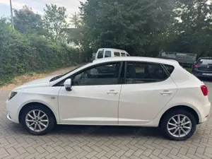 SEAT Ibiza Style / TÜV NEU / Bild 2