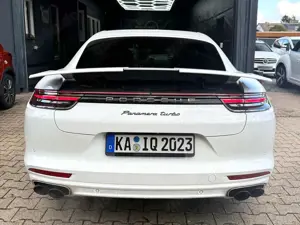 Porsche Panamera Turbo, Approved 2 Jahre, Massagesitze, Nachtsicht