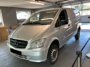 Mercedes-Benz Vito Kasten 4x4 116 CDI lang Automatik Klima