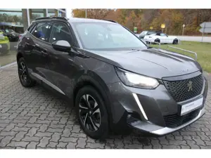 Peugeot 2008 Allure HDi 130 EAT8 RFK CarPlay Navi SHZ Bild 3
