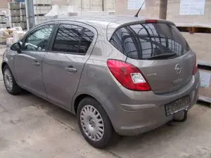 Opel Corsa Edition "111 Jahre" Bild 3