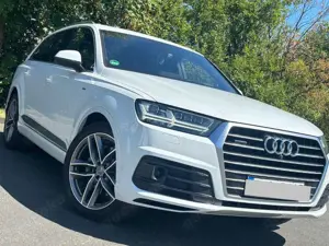 Audi Q7 3.0 TDI quattro S line 7 Sitzer