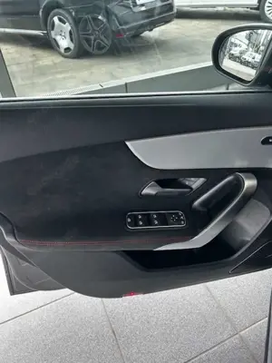 Mercedes-Benz A 250 A 250 4Matic 8G-DCT AMG Line Advanced Plus Bild 3